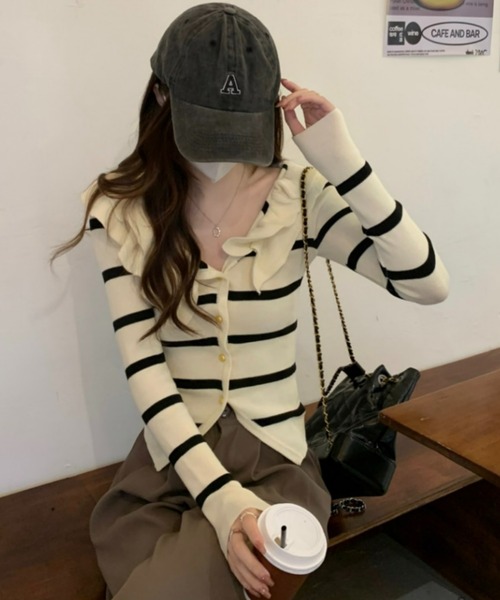 Loueme(ルエム)の「【23S/S 春夏新作】フリルカラー金ボタンカーディガン(カーディガン/ボレロ・レディース・ブラック/ホワイト系その他・FREE)」の20枚目の写真