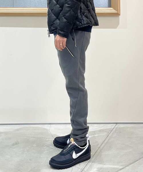 ISAMU KATAYAMA BACKLASH（イサムカタヤマバックラッシュ）の「【ISAMU KATAYAMA BACKLASH / イサムカタヤマバックラッシュ】SOFT SMOOTH PANTS / ソフトスムースパンツ（その他パンツ・メンズ・ブラック/グレー・SMALL/MEDIUM）」の3枚目の写真