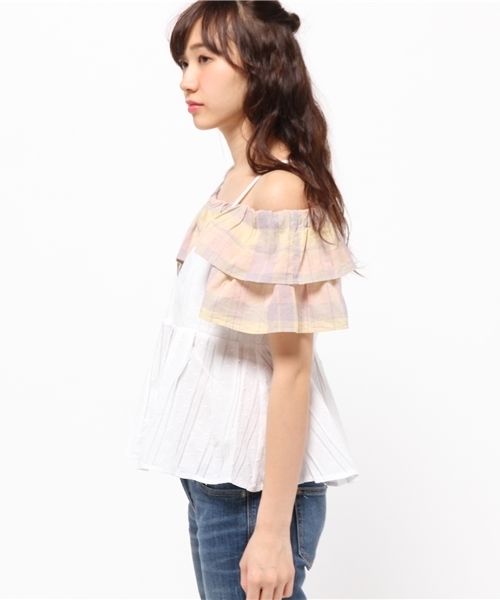 mystic(ミスティック)の「ペプラムキャミソール(シャツ/ブラウス・レディース・オフホワイト/ベージュ/ブラック/イエロー・フリ-)」の7枚目の写真