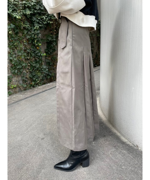 ENVYM（アンビー）の「タックプリーツラップＳＫ（スカート・レディース・ブラック/グレー・FREE）」の7枚目の写真