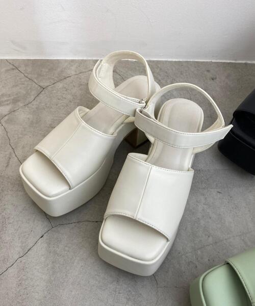 WEGO（ウィゴー）の「WEGO/バルキーヒールサンダル（サンダル・レディース・ブラック/ホワイト/グリーン系その他・MEDIUM/LARGE）」の14枚目の写真