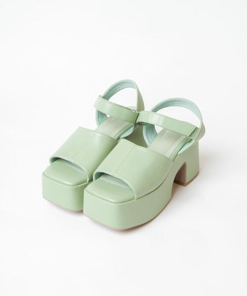 WEGO（ウィゴー）の「WEGO/バルキーヒールサンダル（サンダル・レディース・ブラック/ホワイト/グリーン系その他・MEDIUM/LARGE）」の16枚目の写真