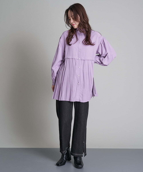 A de a.v.v（アードアー・ヴェ・ヴェ）の「裾プリーツボリュームスリーブブラウス（シャツ/ブラウス・レディース・ライトパープル/ブラック/ホワイト・38/36/MEDIUM/SMALL）」の4枚目の写真