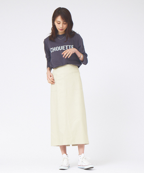abahouse mavie(アバハウスマヴィ)の「コンパクトロゴロングTシャツ(Tシャツ/カットソー・レディース・ホワイト系その他/チャコールグレー/ホワイト・フリー)」の4枚目の写真