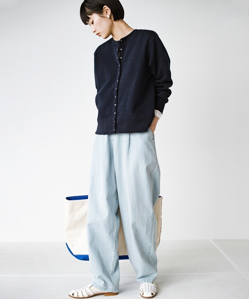 haco!（ハコ）の「refined works デニムテーパードパンツ（デニムパンツ・レディース・アイボリー/インディゴブルー/ライトブルー・ONE SIZE）」の3枚目の写真