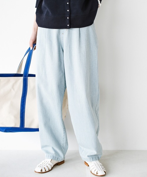 haco!（ハコ）の「refined works デニムテーパードパンツ（デニムパンツ・レディース・アイボリー/インディゴブルー/ライトブルー・ONE SIZE）」の19枚目の写真