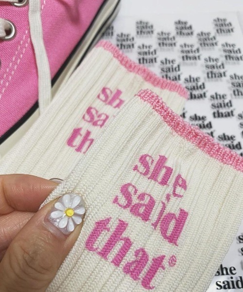 VIBGYOR（ヴィブジョー）の「【LAMPOON】ヒールメッセージソックス（ソックス/靴下・メンズ・レッド/ピンク/ブルー/ブラック・FREE）」の5枚目の写真