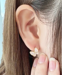 【apres jour×ARIAZ】立体蝶ピアス