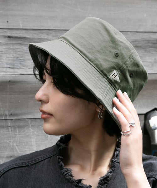 Healthknit(ヘルスニット)の「【Healthknit】ペナント刺繍バケットハット(ハット・レディース・ブラック/キャメル/オリーブ・FREE)」の3枚目の写真