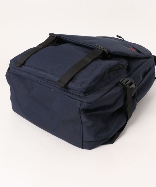 BEVERLY HILLS POLO CLUB（ビバリーヒルズポロクラブ）の「【BEVERLY HILLS POLO CLUB】 ポーチ付き　フラップリュック（バックパック/リュック・メンズ・ネイビー/ブラック・FREE）」の4枚目の写真