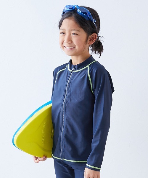 devirock（デビロック）の「UVカット スクール用 長袖ジップラッシュガード（ラッシュガード・キッズ・ネイビー/ネイビー×ホワイト/ネイビー系3/ネイビー系2/ネイビー系1・110cm/120cm/130cm/140cm/150cm/160cm/170cm）」の3枚目の写真