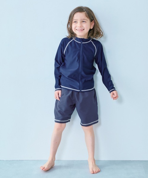 devirock（デビロック）の「UVカット スクール用 長袖ジップラッシュガード（ラッシュガード・キッズ・ネイビー/ネイビー×ホワイト/ネイビー系3/ネイビー系2/ネイビー系1・110cm/120cm/130cm/140cm/150cm/160cm/170cm）」の15枚目の写真