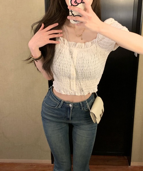 Jasmine Grandiflorum(ジャスミングランディフローラム)の「【Jasmine】2WAYフリルクロップドトップス (SS)(シャツ/ブラウス・レディース・ホワイト/ブラック/ピンク・MEDIUM/LARGE/SMALL/FREE)」の5枚目の写真