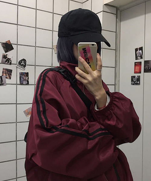 c.u.l（シーユーエル）の「ユニセックス ナイロン風トラックジャケット culw511（ジャージ・レディース・レッド/ブラック/ブルー/グリーン・M/S/L）」の10枚目の写真