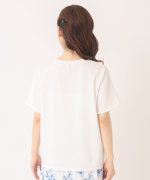 LAURA ASHLEY(ローラアシュレイ)の「【接触冷感/洗える】ブランブル柄ポケットTシャツ(Tシャツ/カットソー・レディース・ホワイト系/ネイビー/ダークブラウン・38/40)」の20枚目の写真
