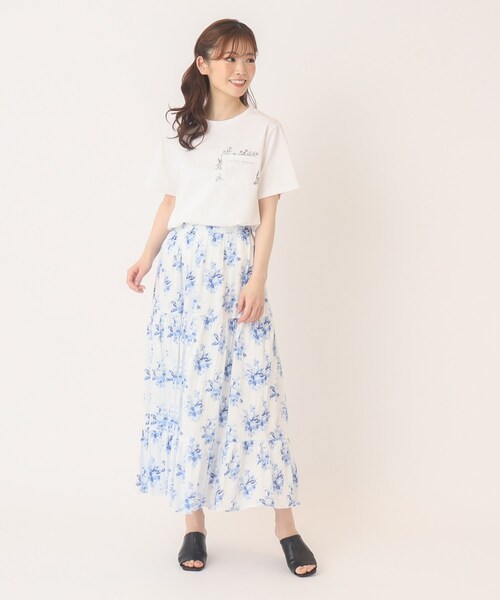 LAURA ASHLEY(ローラアシュレイ)の「【接触冷感/洗える】ブランブル柄ポケットTシャツ(Tシャツ/カットソー・レディース・ホワイト系/ネイビー/ダークブラウン・38/40)」の17枚目の写真
