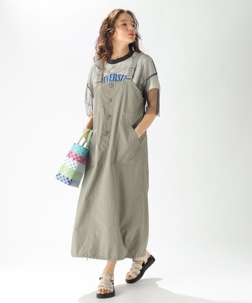 niko and...（ニコアンド）の「ナイロンワークジャンパースカート（ワンピース・レディース・カーキ/ブラック/グレー・LARGE/MEDIUM）」の8枚目の写真