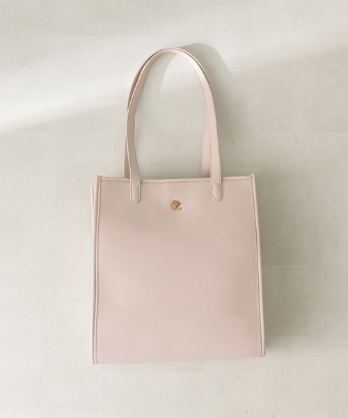 OLIVE des OLIVE(オリーブデオリーブ)の「【WEB限定】エンブレム付きトリミングトートバッグ 1032120020(トートバッグ・レディース・ピンク/アイボリー/ブラック/ホワイト・FREE)」の1枚目の写真