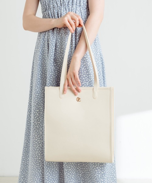 OLIVE des OLIVE(オリーブデオリーブ)の「【WEB限定】エンブレム付きトリミングトートバッグ 1032120020(トートバッグ・レディース・ピンク/アイボリー/ブラック/ホワイト・FREE)」の10枚目の写真