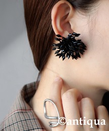 antiqua | ビーズフラワーイヤリング(イヤリング)