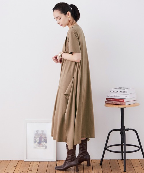 Fashion Letter(ファッションレター)の「【M-5L】ショルダータック Tシャツワンピース(ワンピース・レディース・モカ/グレイッシュベージュ/カーキ/ブラック・M~L/LL~3L/4L~5L)」の15枚目の写真