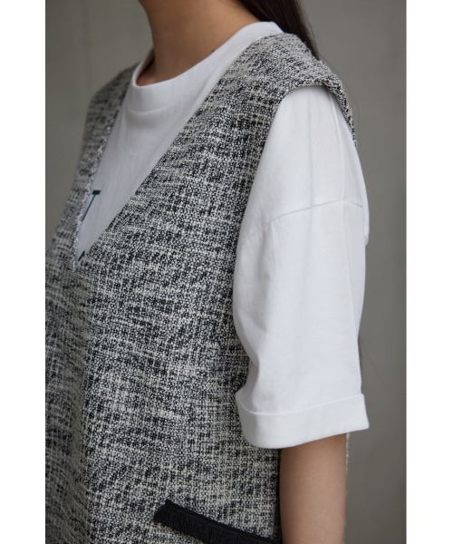 AZUL by moussy（アズールバイマウジー）の「カットツイードベスト（ベスト・レディース・ブラック/ライトベージュ/ダークグリーン・FREE）」の11枚目の写真