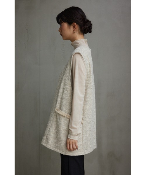 AZUL by moussy（アズールバイマウジー）の「カットツイードベスト（ベスト・レディース・ブラック/ライトベージュ/ダークグリーン・FREE）」の17枚目の写真