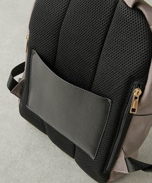 PAPILLONNER（パピヨネ）の「ミディアムバックパック/WEB限定
