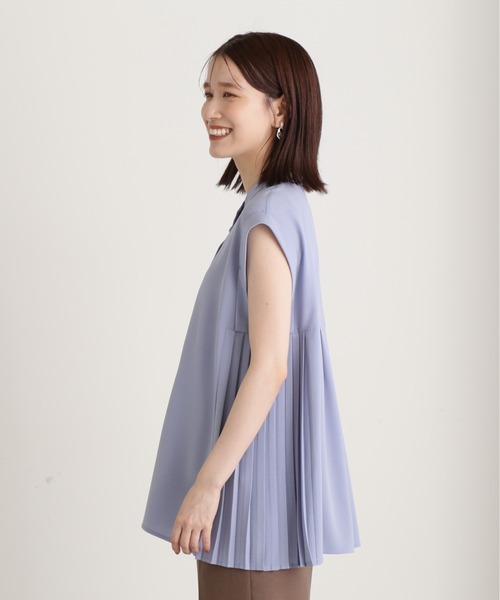 N.（N. Natural Beauty Basic）（エヌエヌナチュラルビューティーベーシック）の「◆サイドプリーツバンドカラーブラウス（シャツ/ブラウス・レディース・ブルー/ナチュラル/チャコール・MEDIUM）」の6枚目の写真