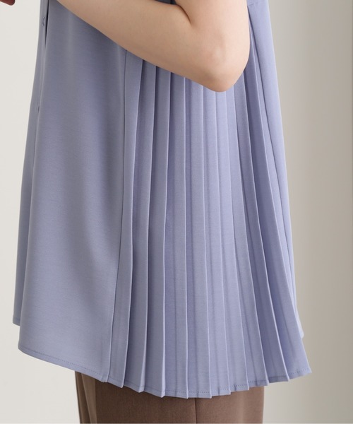N.（N. Natural Beauty Basic）（エヌエヌナチュラルビューティーベーシック）の「◆サイドプリーツバンドカラーブラウス（シャツ/ブラウス・レディース・ブルー/ナチュラル/チャコール・MEDIUM）」の10枚目の写真
