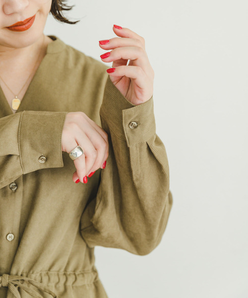 ITEMS URBANRESEARCH（アイテムズ アーバンリサーチ）の「ピケスキッパーワンピース（ワンピース・レディース・ライトカーキ/ネイビー/オレンジ・FREE）」の22枚目の写真