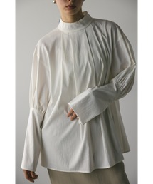 ロングカフハイネックブラウス
