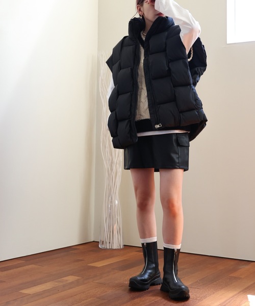 ULEULA（ウルア）の「編み込みエコダウンベスト（ダウンベスト・レディース・ブラック/ホワイト・FREE）」の16枚目の写真