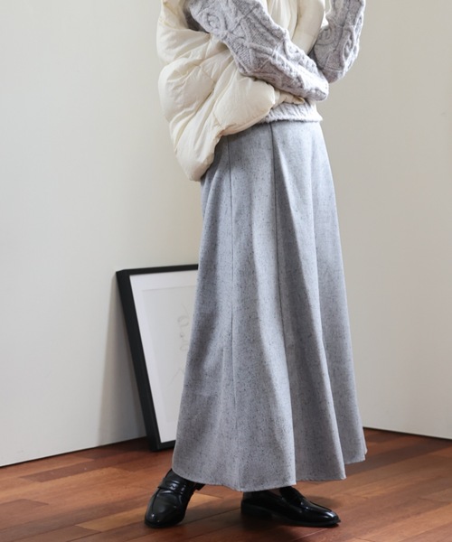 ULEULA（ウルア）の「ツイードフレアスカート（スカート・レディース・チャコールグレー/グリーン/アイボリー・FREE）」の13枚目の写真