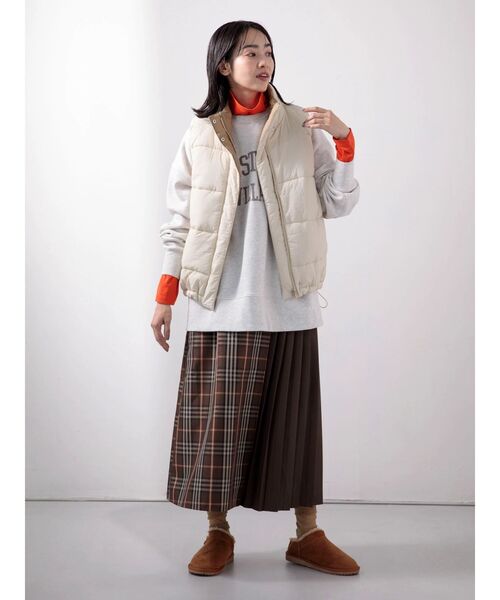 Green Parks(グリーンパークス)の「RUPIS.ショートムートンブーツ(ブーツ・レディース・キャメル/ブラック・S/XL/M/L)」の4枚目の写真