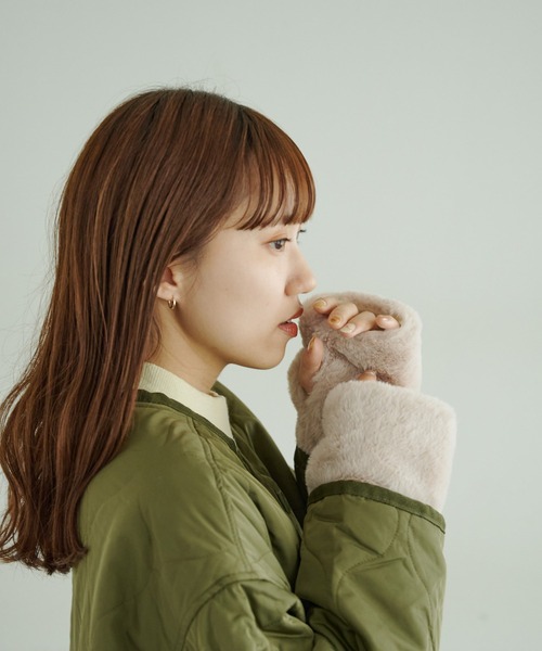 DISCOAT(ディスコート)の「フェイクファーグローブ(アームカバー・レディース・グレー/ベージュ/ベージュ系その他・FREE)」の10枚目の写真