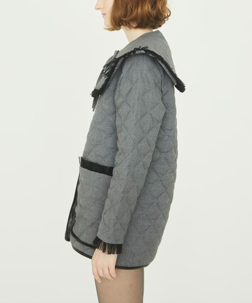 epine（エピヌ）の「collar 2way tulle piping quilting down coat