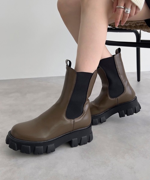 KOBE LETTUCE(コウベレタス)の「厚底サイドゴアブーツ(ブーツ・レディース・ブラウン/ブラック・LL/M/S/L)」の2枚目の写真