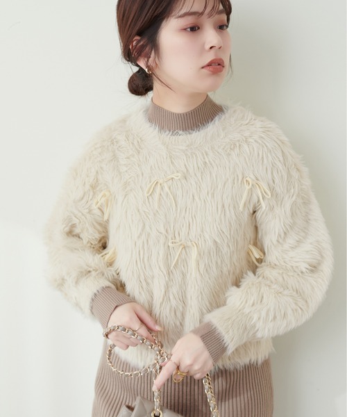 natural couture(ナチュラルクチュール)の「フェザーベロアリボンニットプルオーバー(ニット/セーター・レディース・ライトベージュ/ラベンダー/チャコールグレー/ライトグレー・FREE)」の1枚目の写真