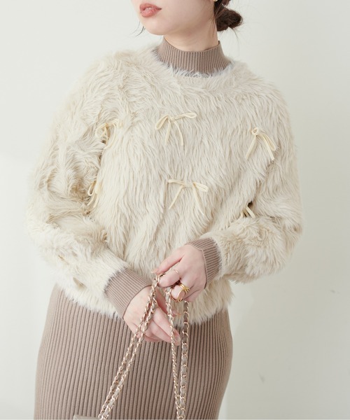 natural couture(ナチュラルクチュール)の「フェザーベロアリボンニットプルオーバー(ニット/セーター・レディース・ライトベージュ/ラベンダー/チャコールグレー/ライトグレー・FREE)」の5枚目の写真