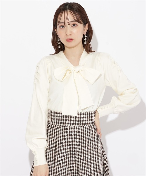 WILLSELECTION（ウィルセレクション）の「ギャザー袖ボウタイプルオーバー（ニット/セーター・レディース・ピンク/オフホワイト/ブラック・MEDIUM）」の6枚目の写真