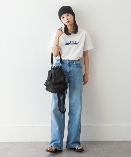 Chillfar（チルファー）の「ナイロン巾着バッグ（ショルダーバッグ・レディース・カーキ/ブラック/アイボリー・FREE）」の8枚目の写真