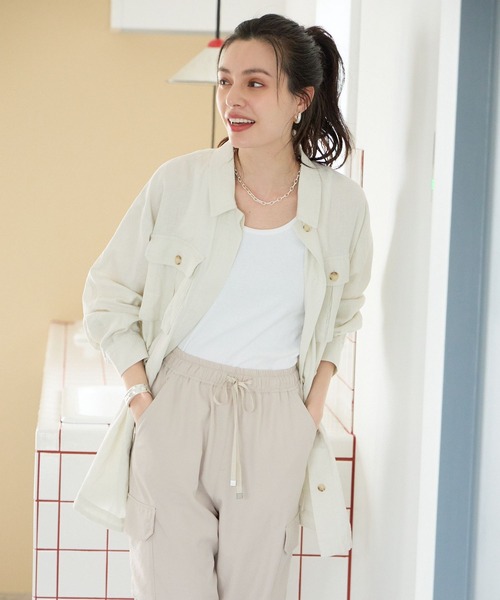 BAYFLOW(ベイフロー)の「リネンサファリジャケット(シャツ/ブラウス・レディース・チャコール/アイボリー/カーキ・SMALL/MEDIUM)」の15枚目の写真