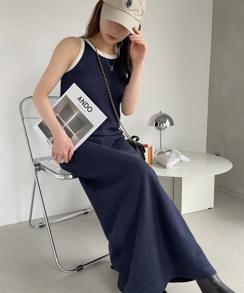 Ada.(エイダ)の「バイカラーデザイン アメスリ ワッフル ワンピース(ワンピース・レディース・チャコール/ネイビー/ベージュ・FREE)」の16枚目の写真
