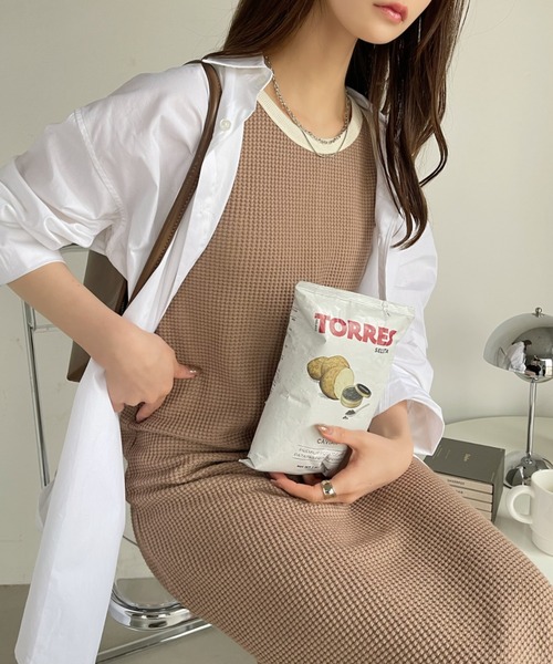 Ada.(エイダ)の「バイカラーデザイン アメスリ ワッフル ワンピース(ワンピース・レディース・チャコール/ネイビー/ベージュ・FREE)」の5枚目の写真