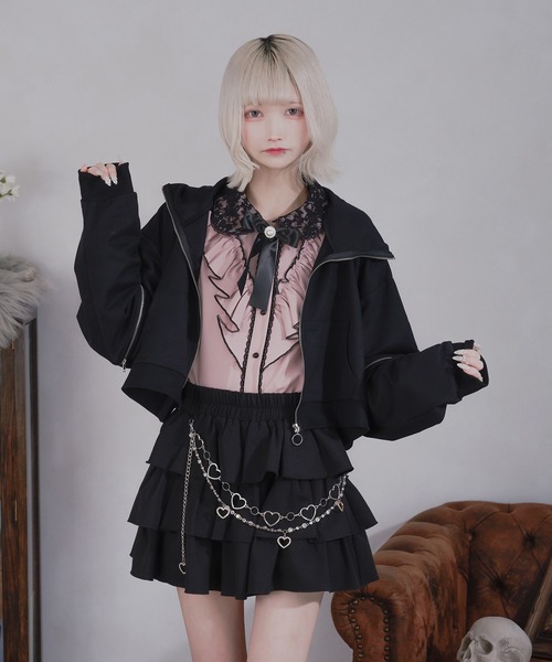 Pal elfy（パルエルフィー）の「ビッグスタンドショートパーカー