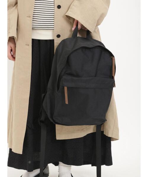 Samansa Mos2(サマンサ モスモス)の「フロントポケットワイドリュック(ハンドバッグ・レディース・ブラック/ベージュ・F)」の10枚目の写真