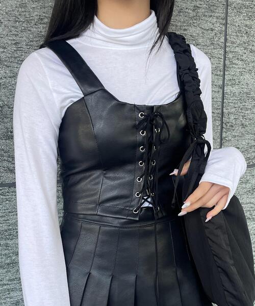 Figments（フィグメンツ）の「合皮レースアップビスチェ（キャミソール・レディース・ブラック・FREE）」の14枚目の写真