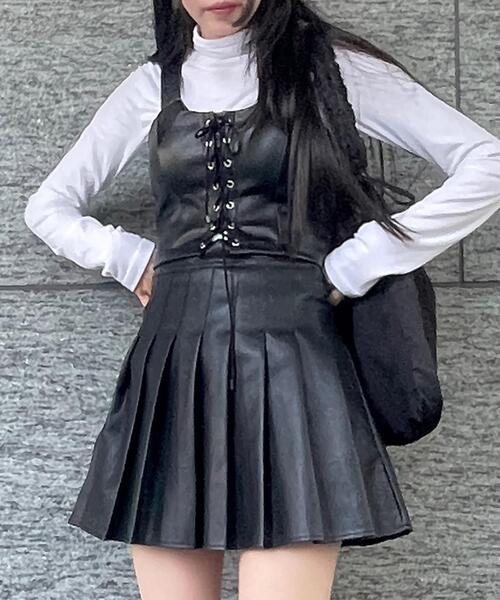 Figments（フィグメンツ）の「合皮レースアップビスチェ（キャミソール・レディース・ブラック・FREE）」の15枚目の写真