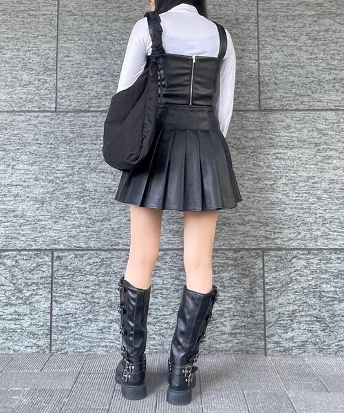 Figments（フィグメンツ）の「合皮レースアップビスチェ（キャミソール・レディース・ブラック・FREE）」の17枚目の写真